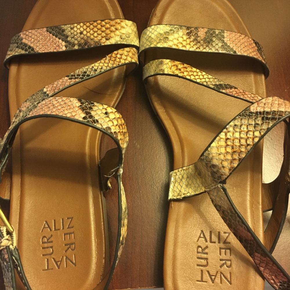 Naturalizer Snakeskin Sandals , size 8